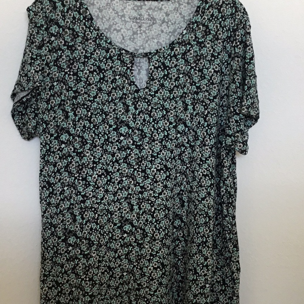 Cuddl Duds T-shirt